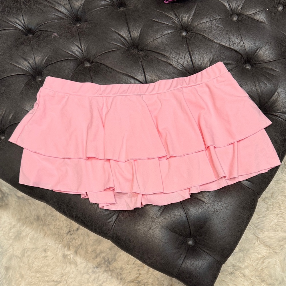 Pink Ruffled Mini Skirt (4X)
